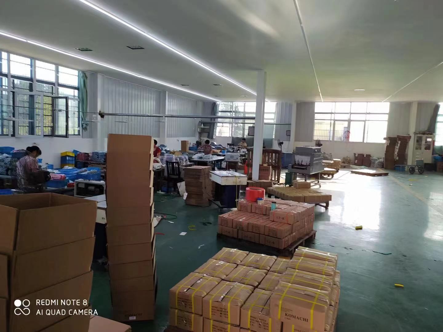 Hangzhou Zhenrong Import and Export Co., Ltd linha de produção da fábrica